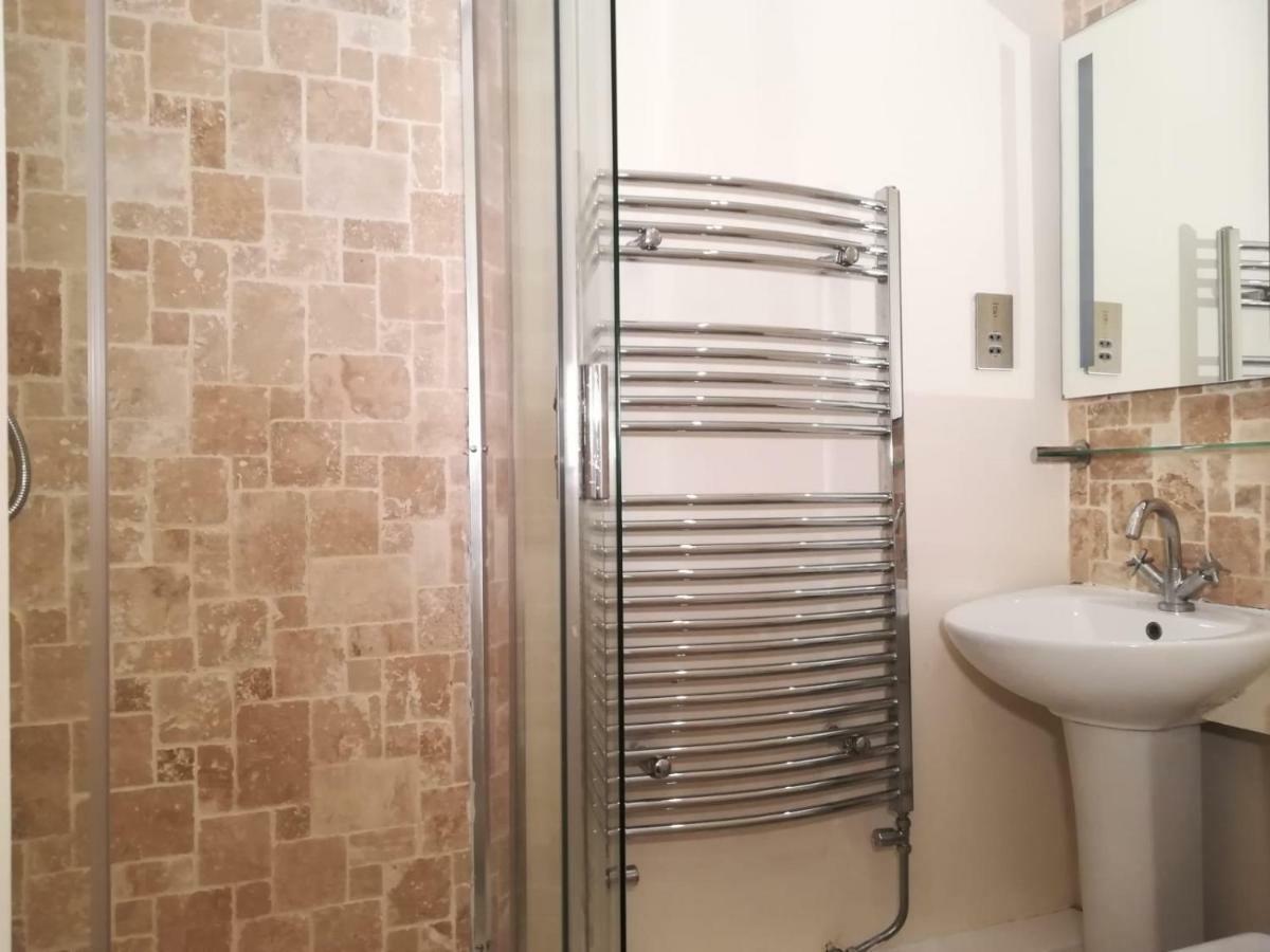 Spacious, Ground Floor, 2 Bedroom Apartment, Uplands, Swansea Exteriér fotografie